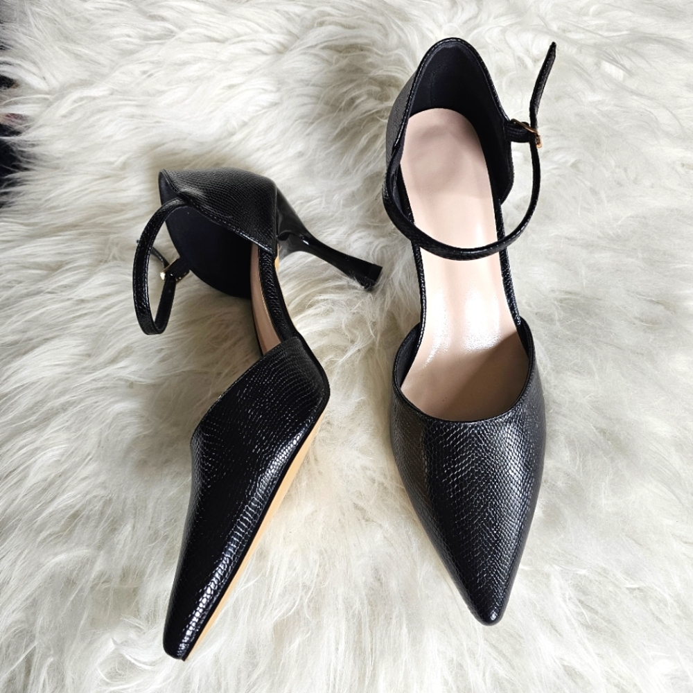 NWOT black ankle strap heels, size 39